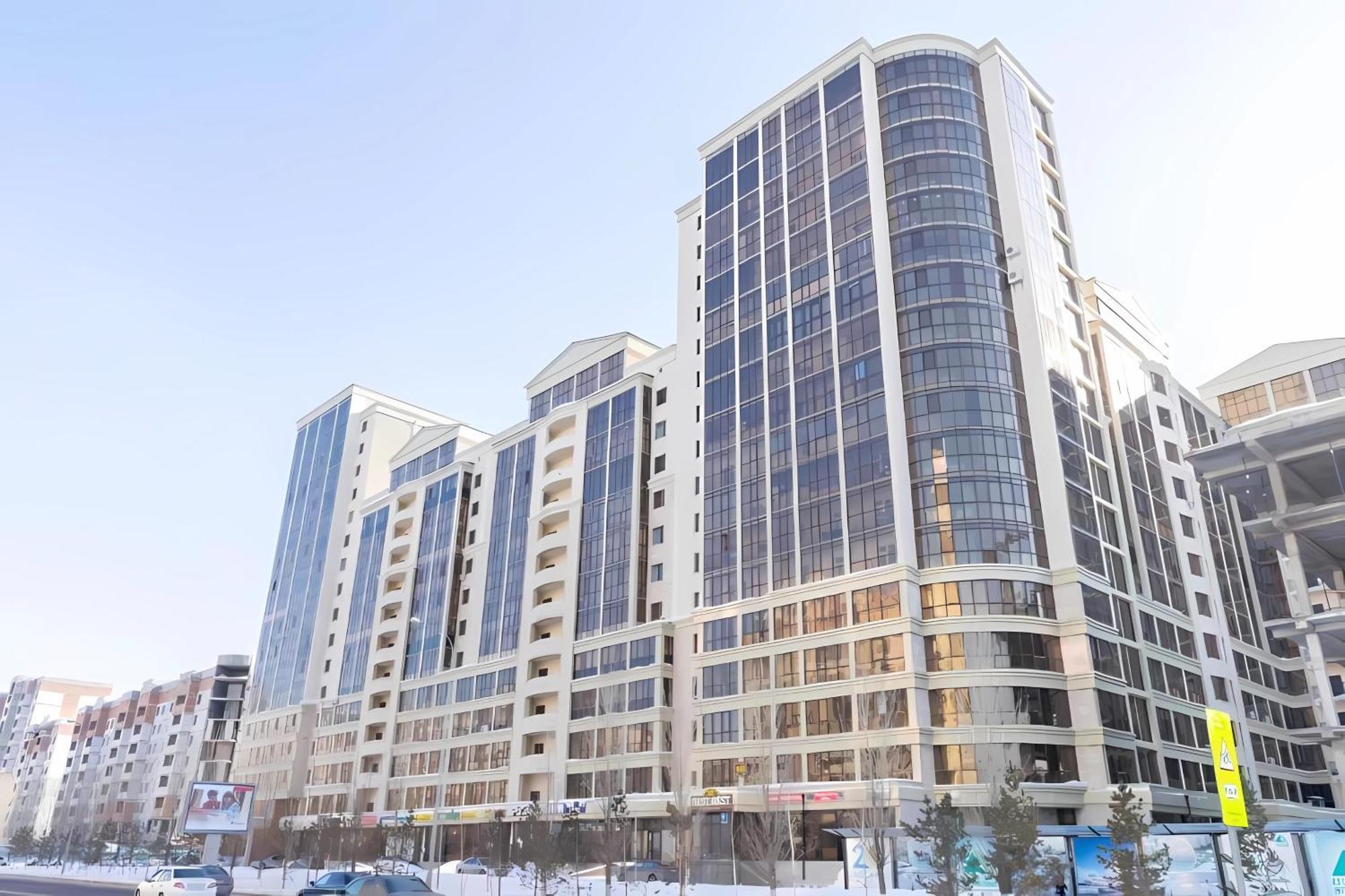 אסטנה Комфортная Квартира В Центре Города מראה חיצוני תמונה